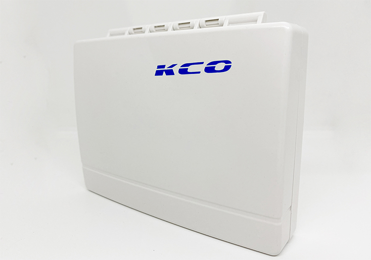 Hộp phối quang ODF 4FO đầy đủ phụ kiện, Hộp ODF quang 4FO KCO vỏ nhựa treo trong nhà giá rẻ