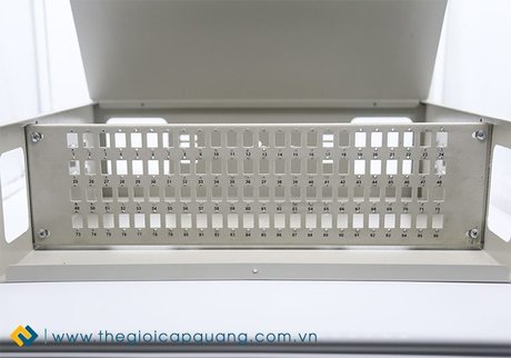 Hộp Phối Quang ODF 96 Fo/Core Đủ Phụ Kiện