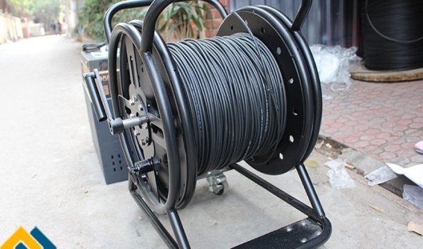 Tìm hiểu về cáp quang dã chiến