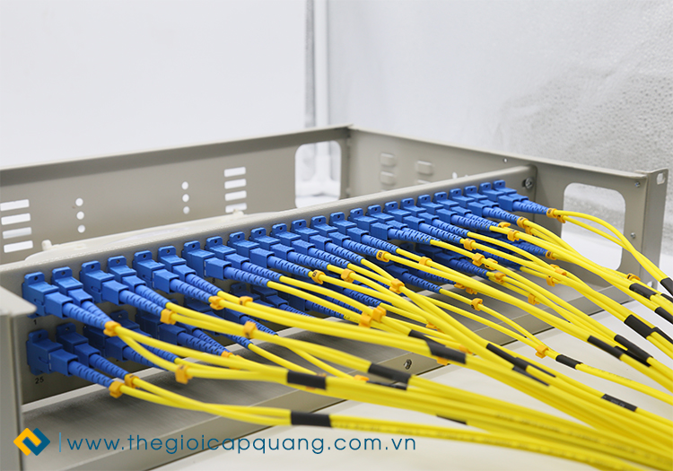 ODF lắp đầy đủ phụ kiện ODF lắp đầy đủ phụ kiện