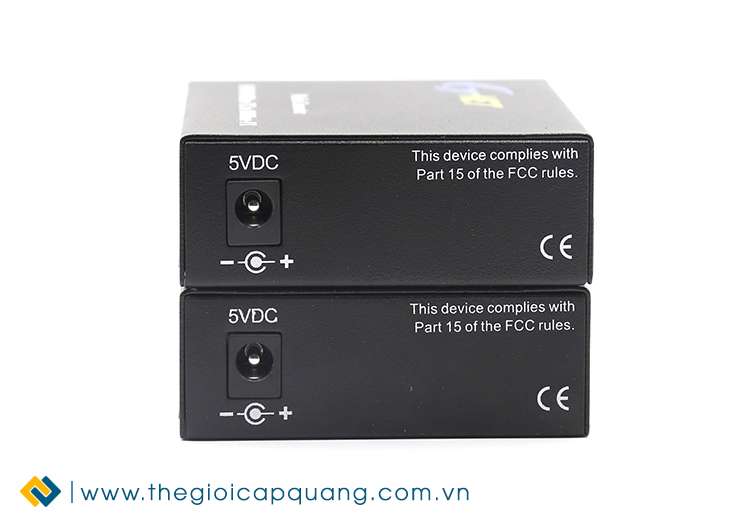 Jack nguồn phía sau Converter quang hãng G-NET Jack nguồn phía sau Converter quang hãng G-NET